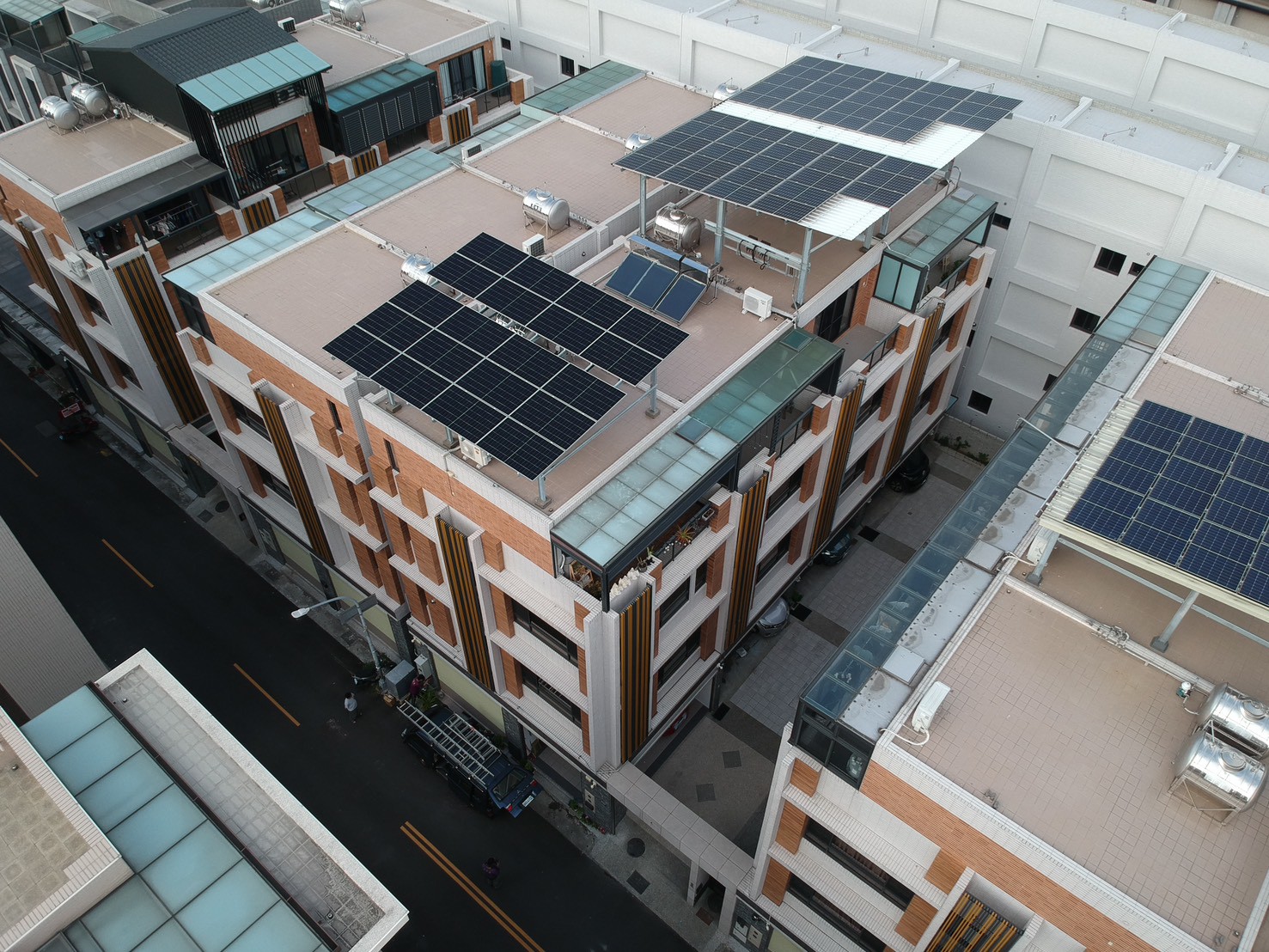 台中市太平區-9.8KW